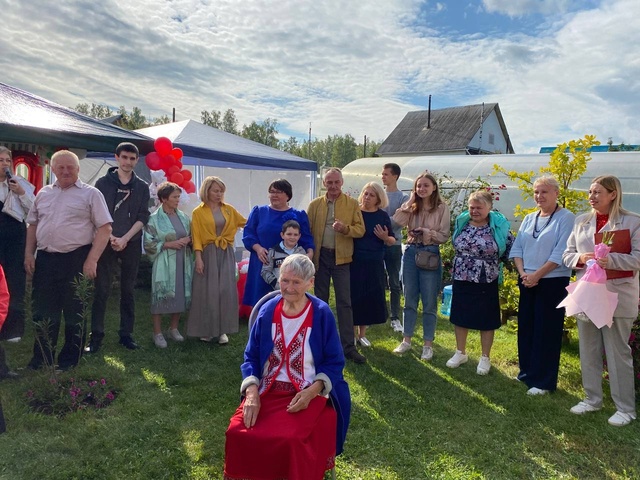 Сегодня 100-летний юбилей отмечает Нина Савельевна Аккузина